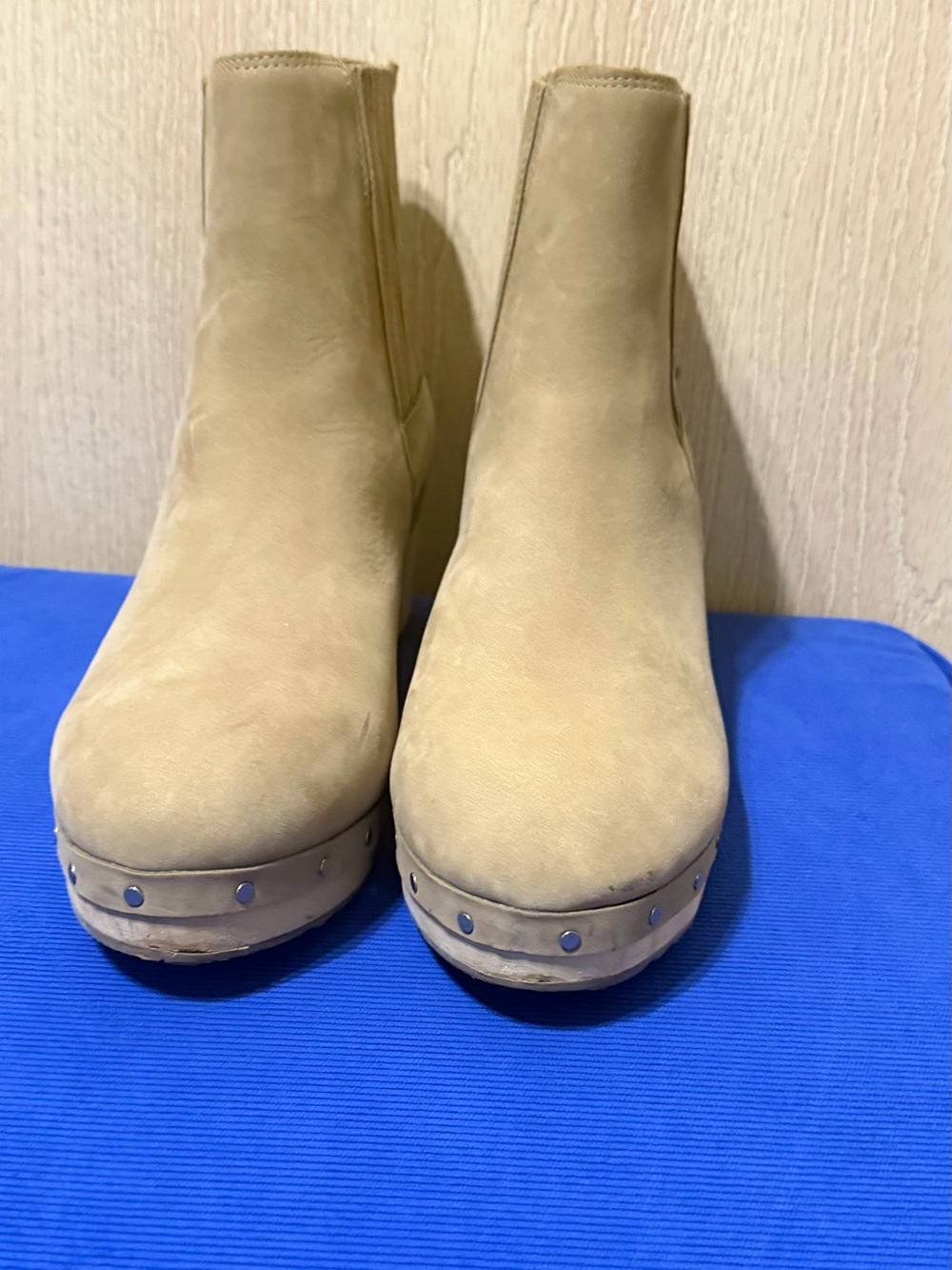 Chunky  Suede Leather Nubuck Chelsea Boot with Studded  Wooden Platform Heels